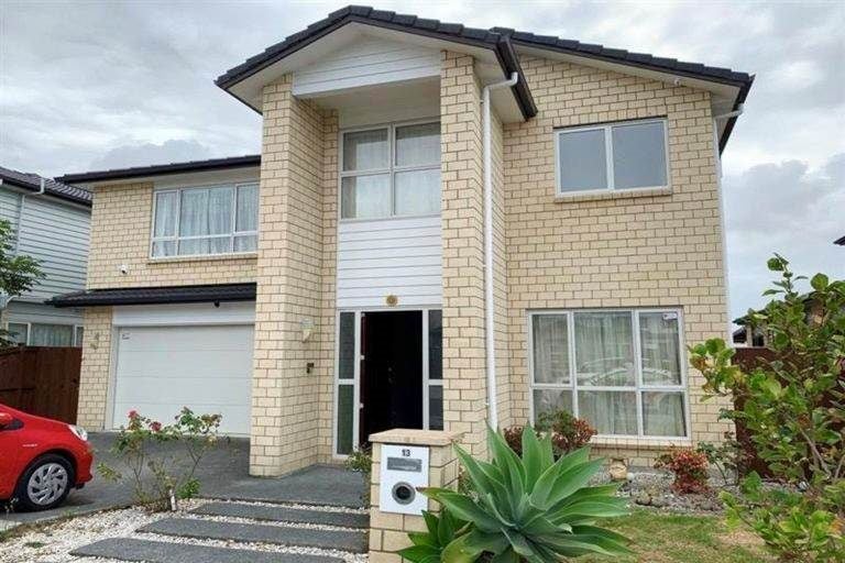 13 Sunshine Lane, Flat Bush, Auckland - Carousel 2