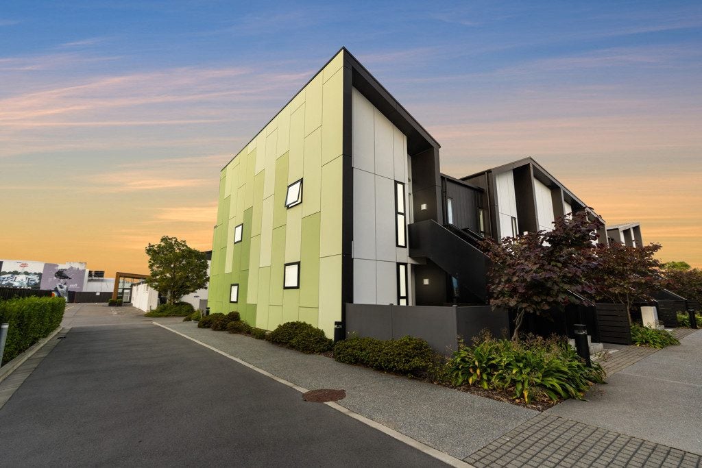 15/6 Waverley Street, Sydenham, Christchurch - Carousel 1
