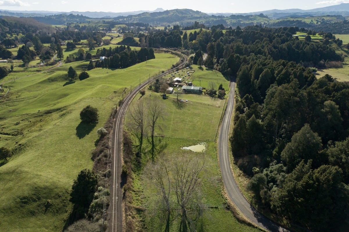 655 Whakapapa Road, Kakahi - Carousel 33
