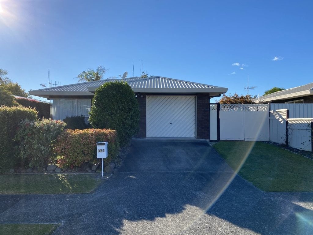 15A Cedar Grove, Matua, Tauranga - Carousel 1
