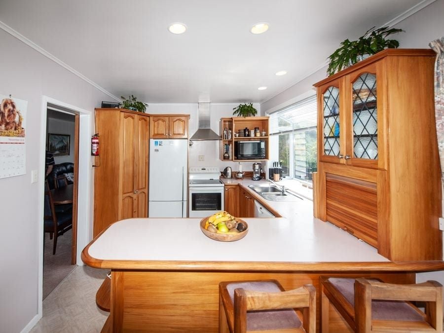 27 Cranwell Street, Churton Park, Wellington - Carousel 2