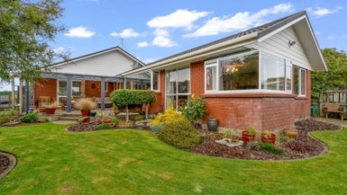 724 Queens Drive, Waikiwi, Invercargill - Carousel 1