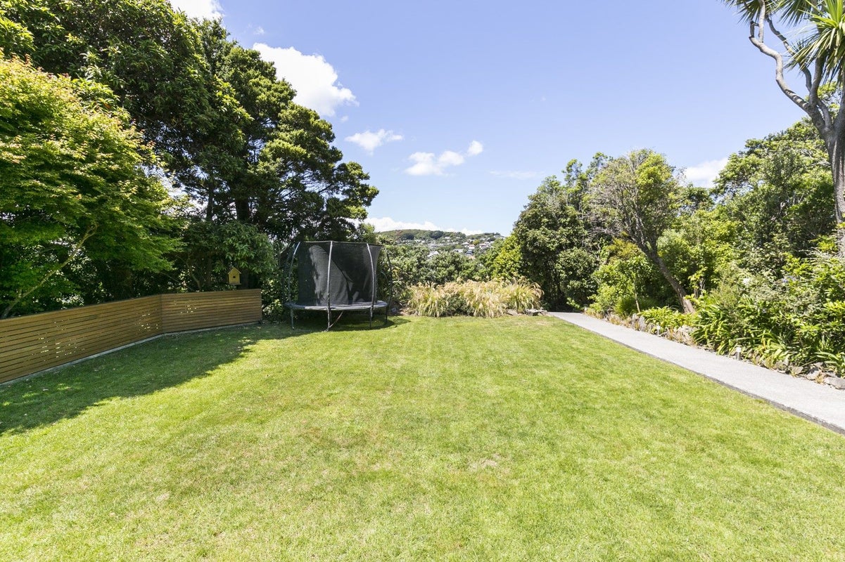 32 Rothsay Road, Ngaio, Wellington - Carousel 2