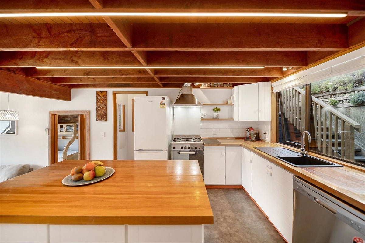 24B McKerrow Place, Sunshine Bay, Queenstown - Carousel 2