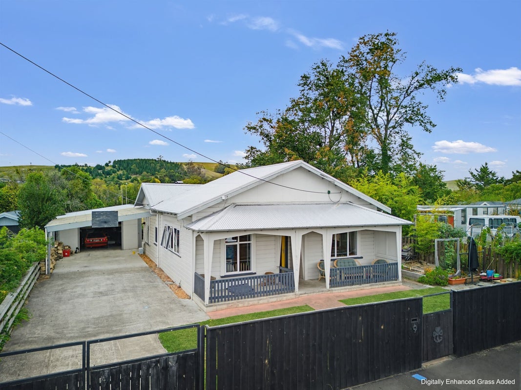 9 Ruataniwha Street, Waipawa, Waipawa - Carousel 1