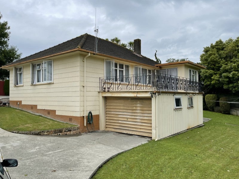 16 Mersey Terrace, Roslyn, Palmerston North - Carousel 2