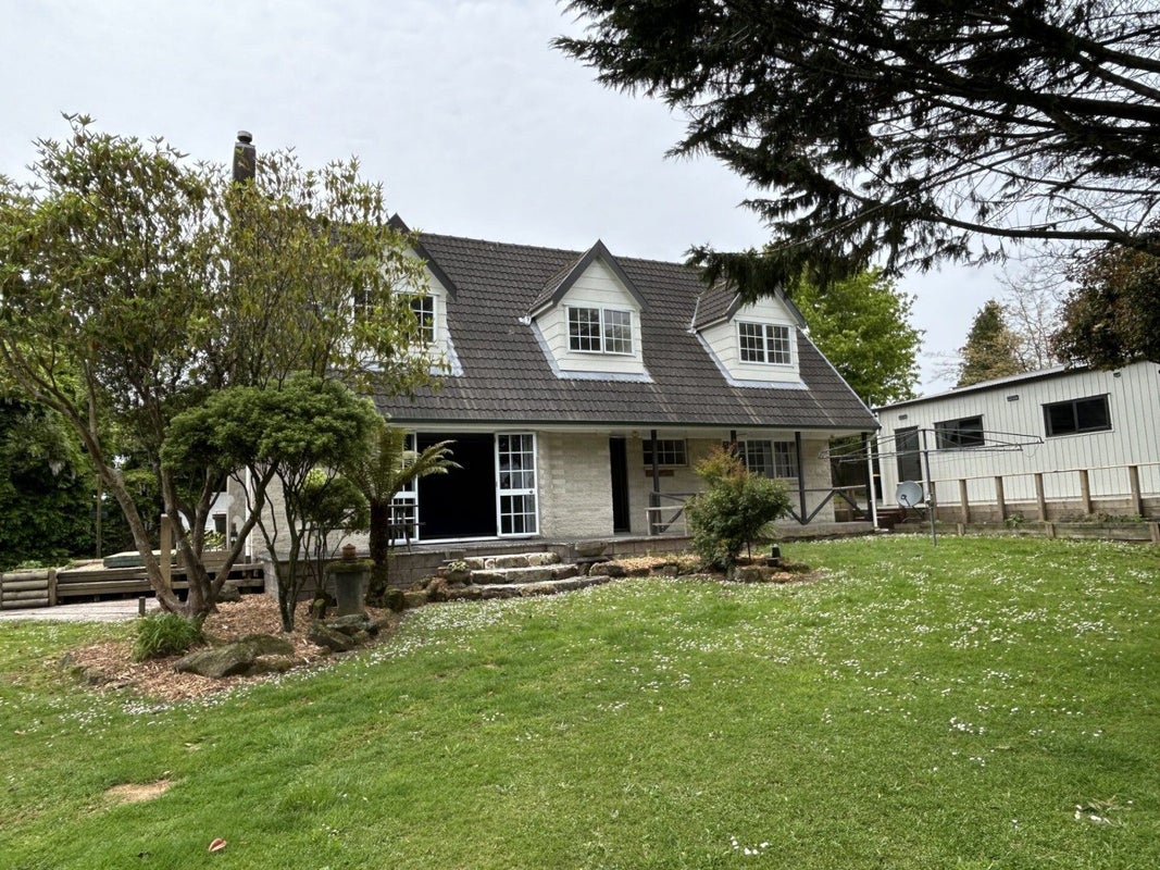 8 Waikato Place, Tokoroa, Tokoroa - Carousel 1