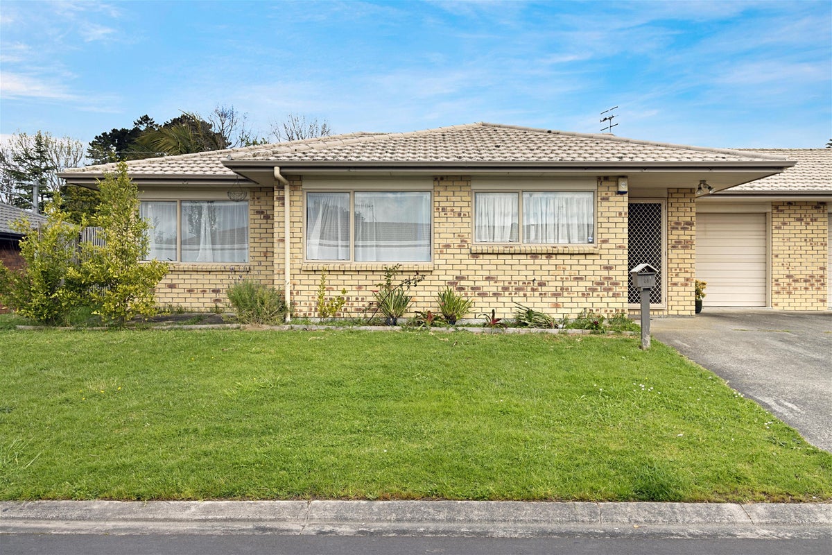 24 Carlas Way, Ranui, Auckland - Carousel 1