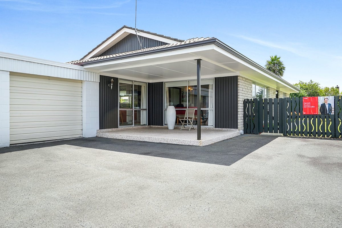 1126B Heaphy Terrace, Fairfield, Hamilton - Carousel 21