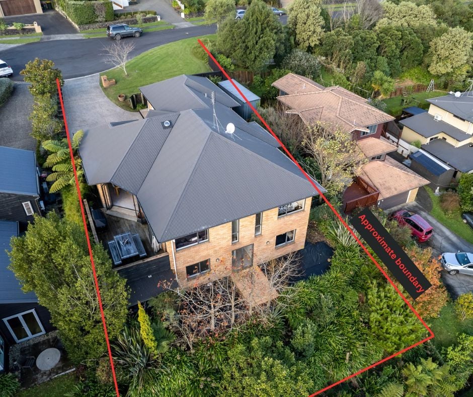 15 Tironui Terrace, Western Heights, Hamilton - Carousel 1