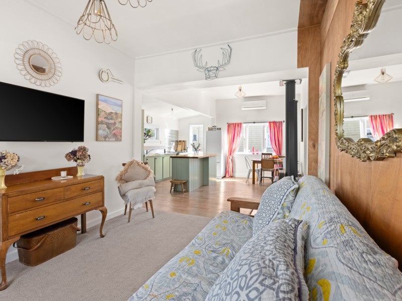 103 Barden Street, Mayfair, Hastings - Carousel 2