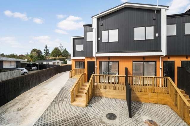 2/46 Jillian Drive, Ranui, Auckland - Carousel 1