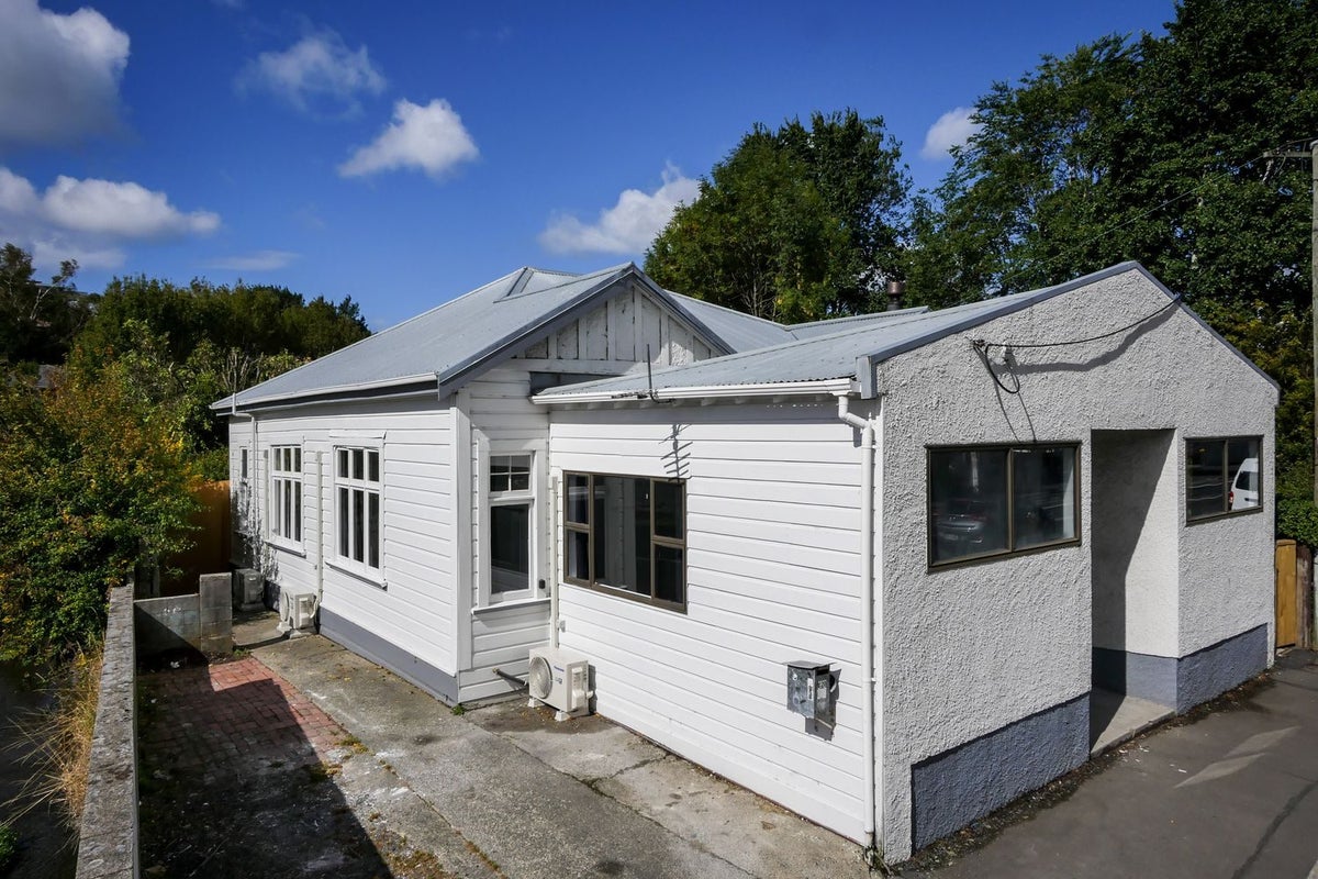 120 North Road, North East Valley, Dunedin - Carousel 2
