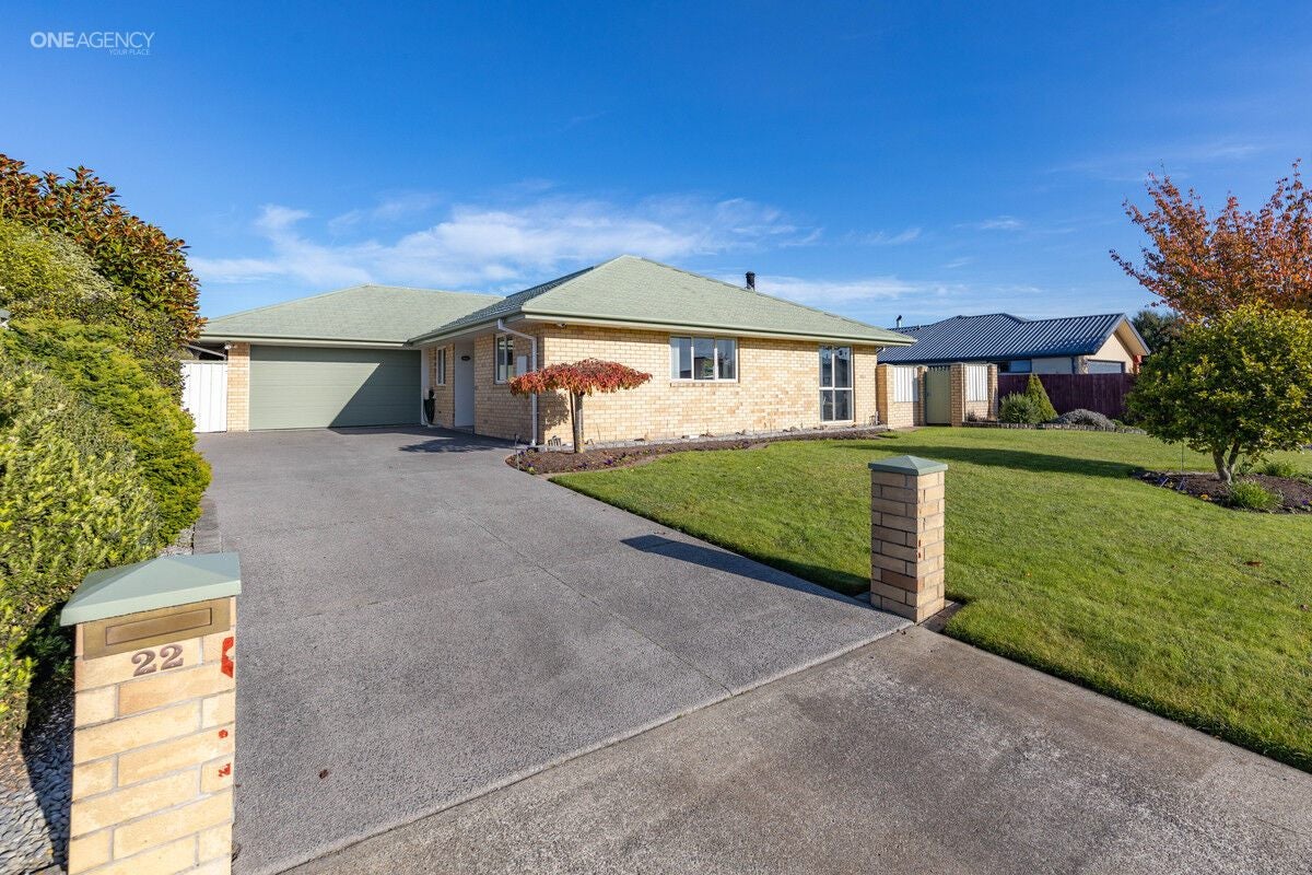 22 Paget Drive, Woodend, Woodend - Carousel 2