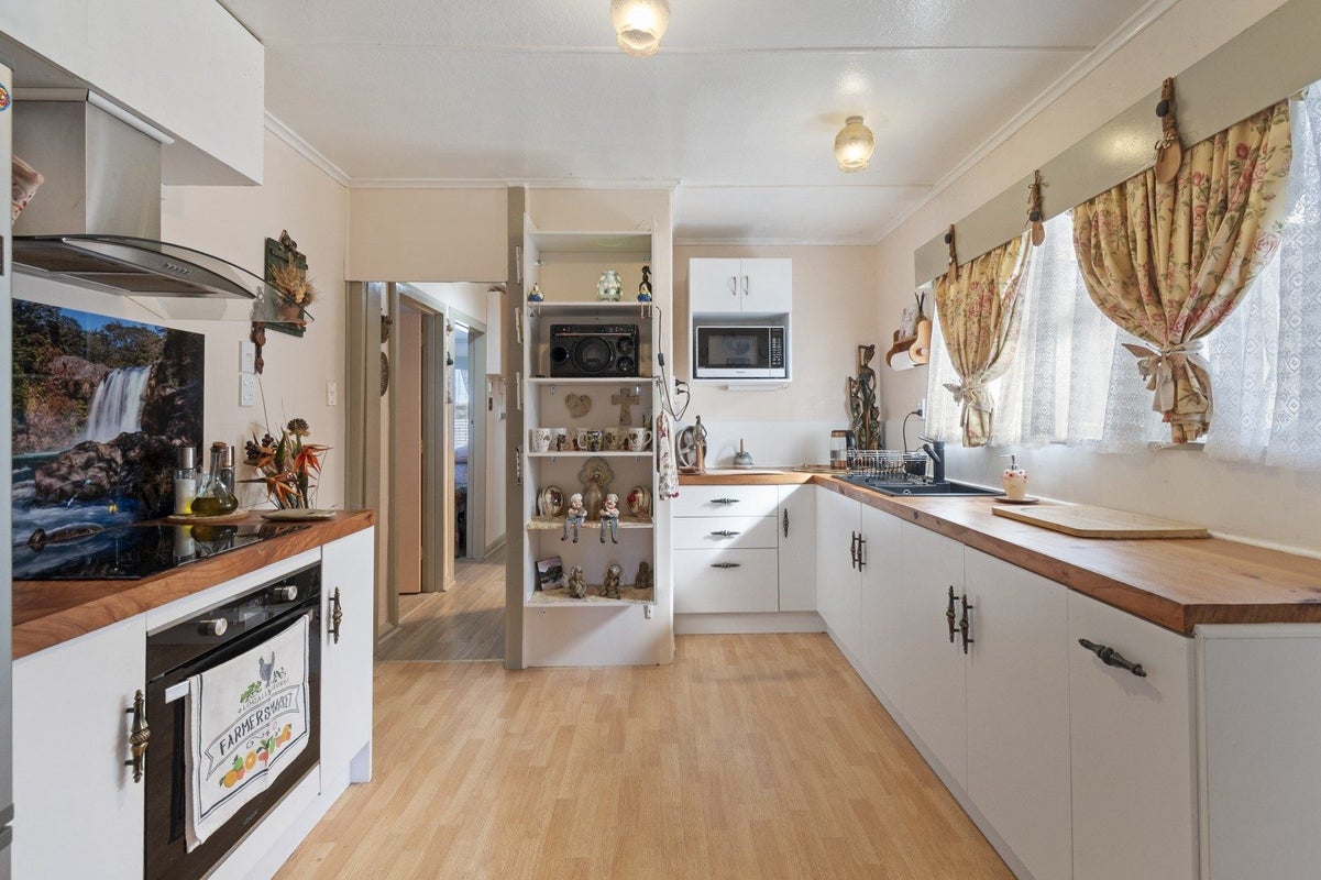6 Milne Street, Sanson, Sanson - Carousel 2