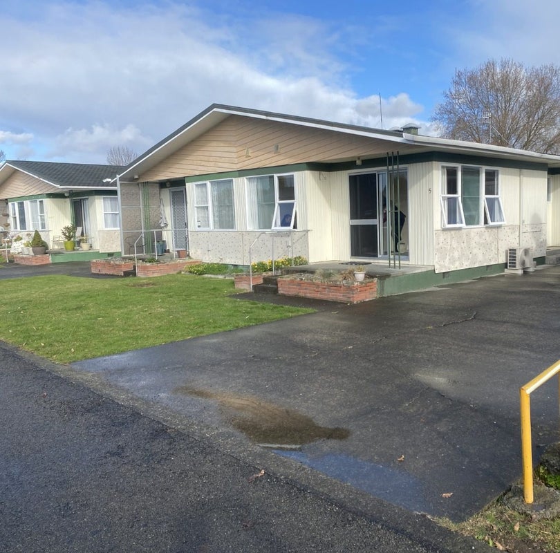5/90 Gloucester Street, Greenmeadows, Napier - Carousel 1