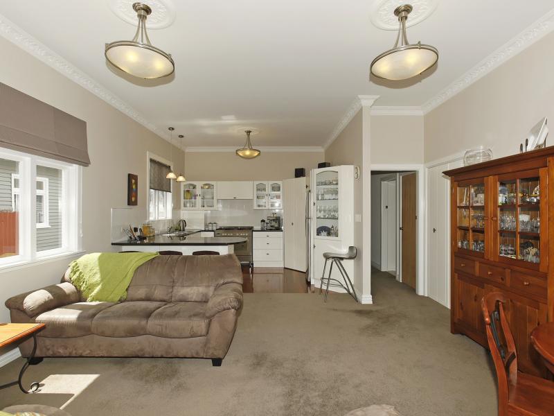 64 Heretaunga Street, Petone, Lower Hutt - Carousel 1
