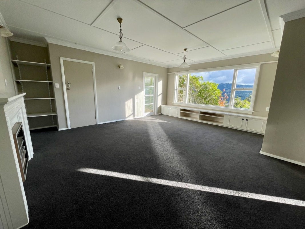121 Cecil Road, Wadestown, Wellington - Carousel 1