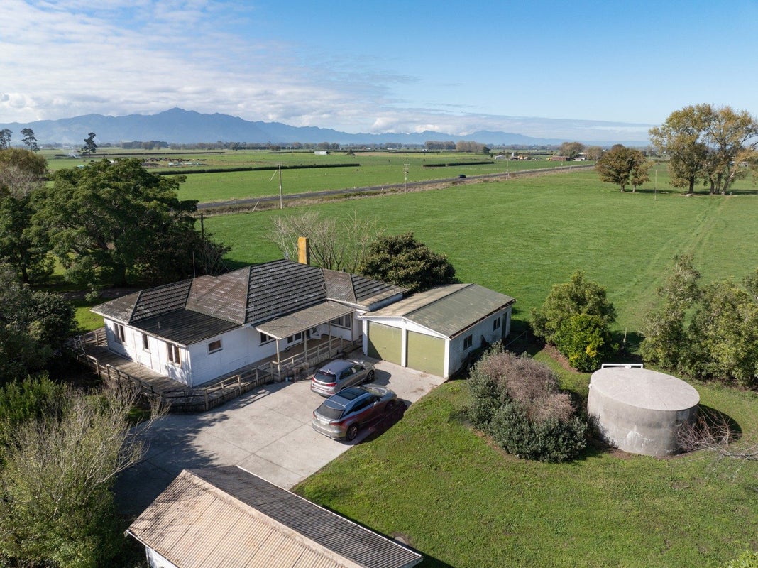 921 No 1 Road, Waitoa - Carousel 2
