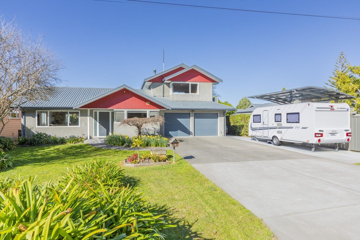 14 Jervois Road, Jervoistown, Napier - Carousel 1