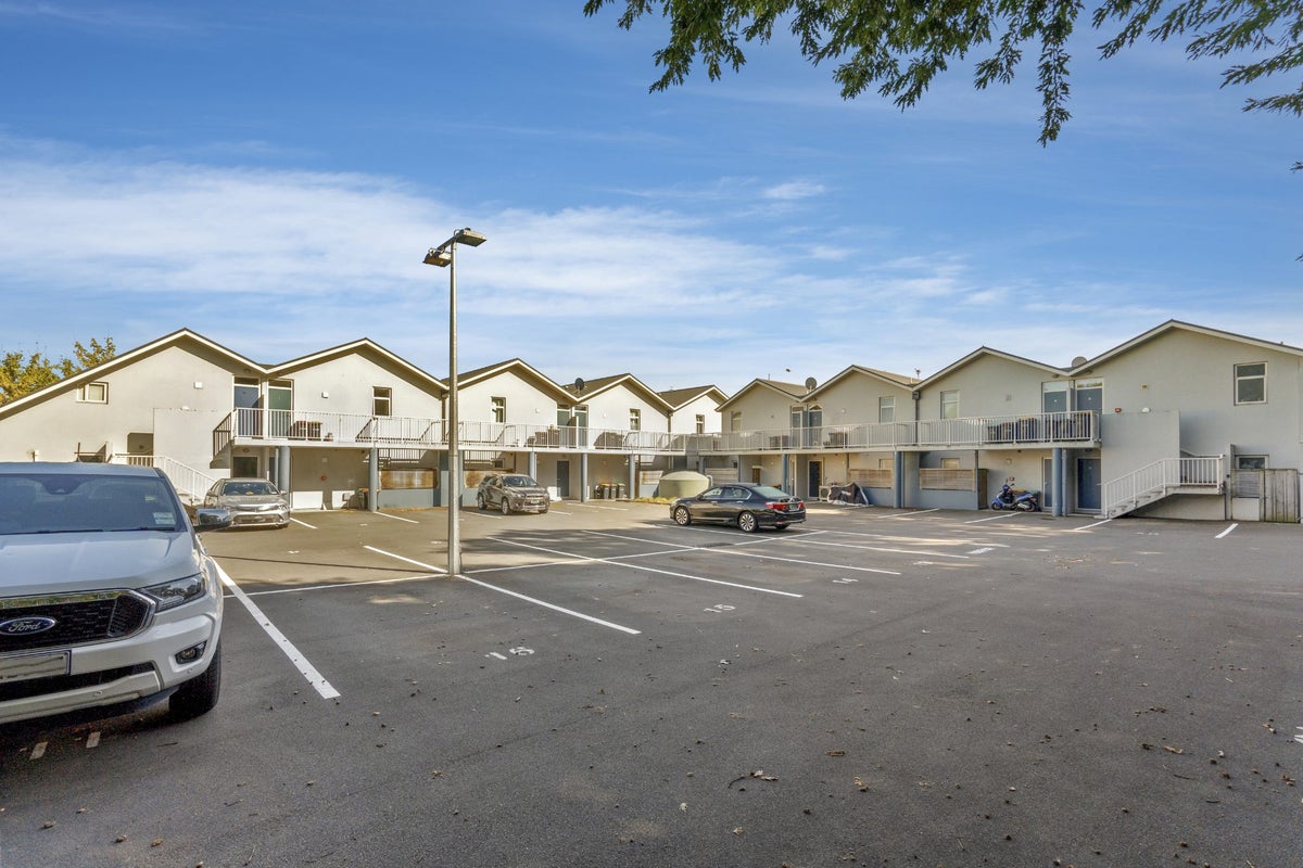 11/14 Brougham Street, Addington, Christchurch - Carousel 10