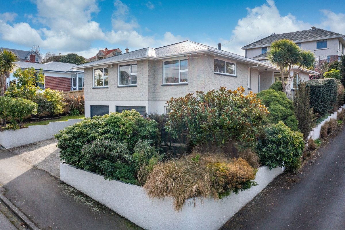 20 Napier Street, Belleknowes, Dunedin - Carousel 31