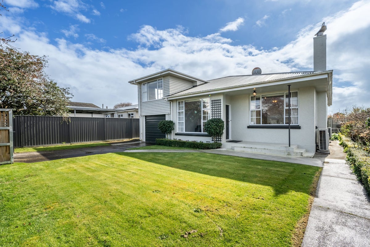 318 Chelmsford Street, Waverley, Invercargill, Southland - Carousel 1