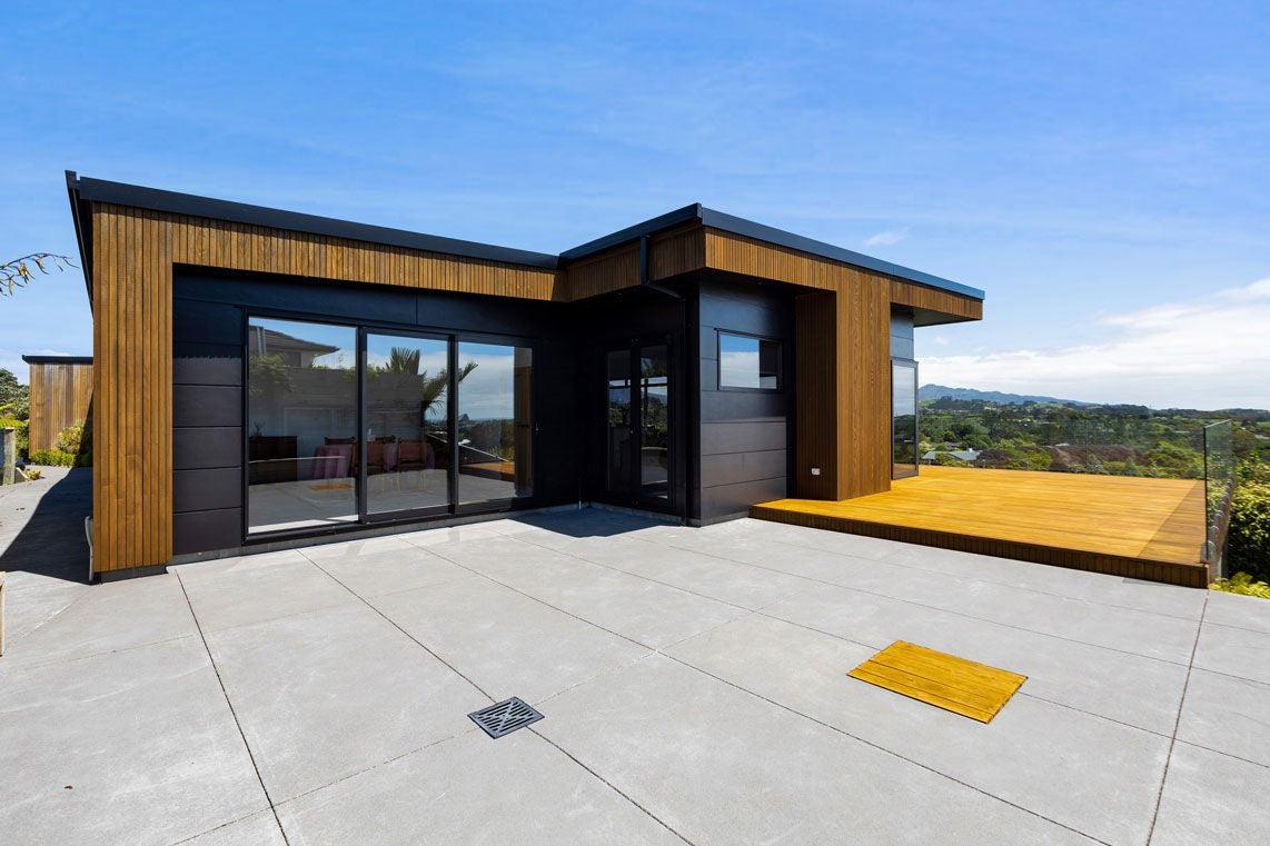 41 Veale Road, Frankleigh Park, New Plymouth - Carousel 35