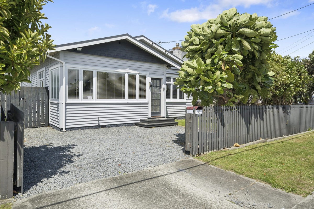 40 Ava Street, Petone, Lower Hutt - Carousel 1