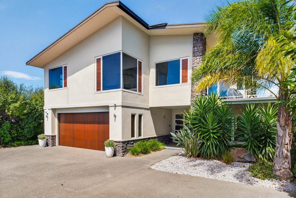 22A White Street, Taradale, Napier - Carousel 1