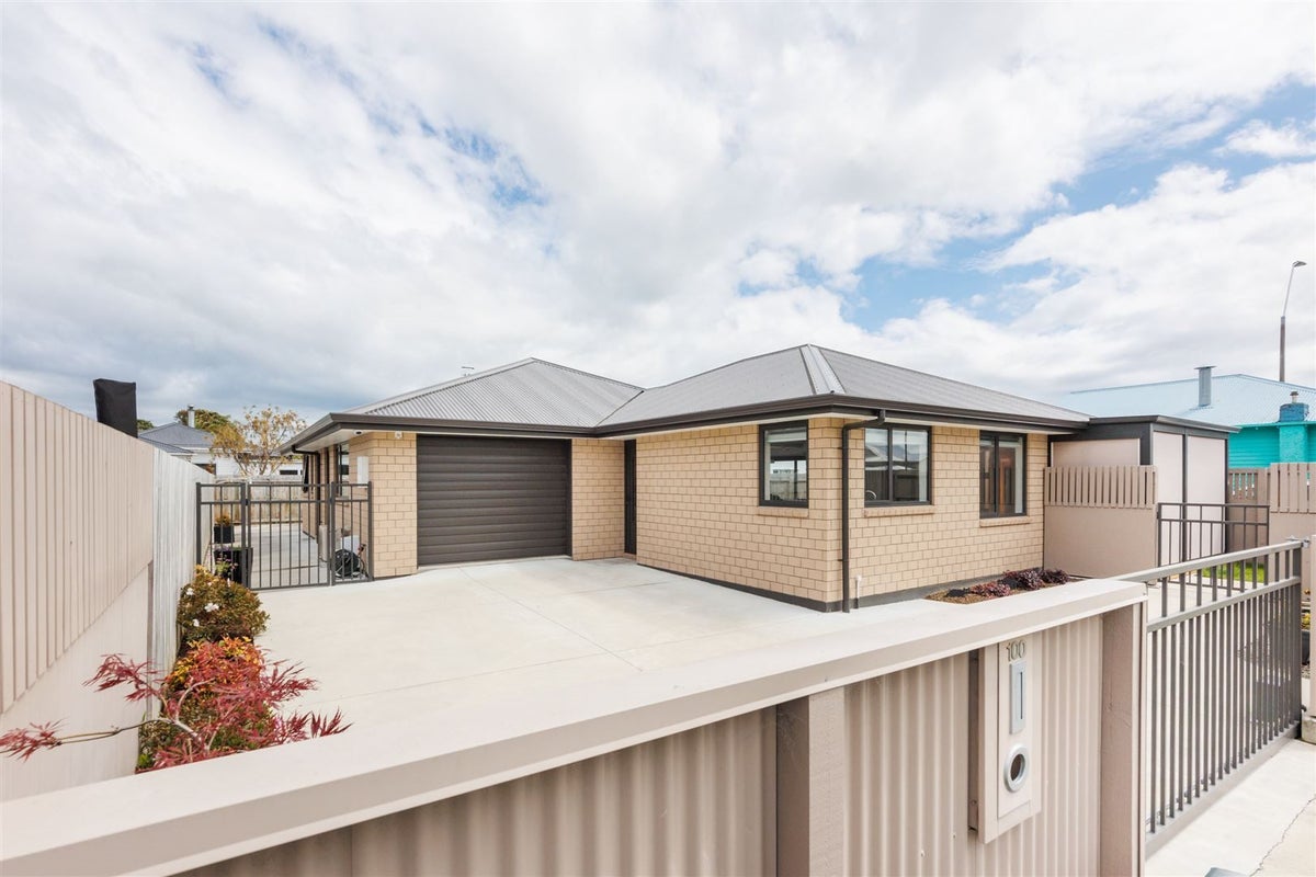 100 Cook ST, West End, Palmerston North - Carousel 38