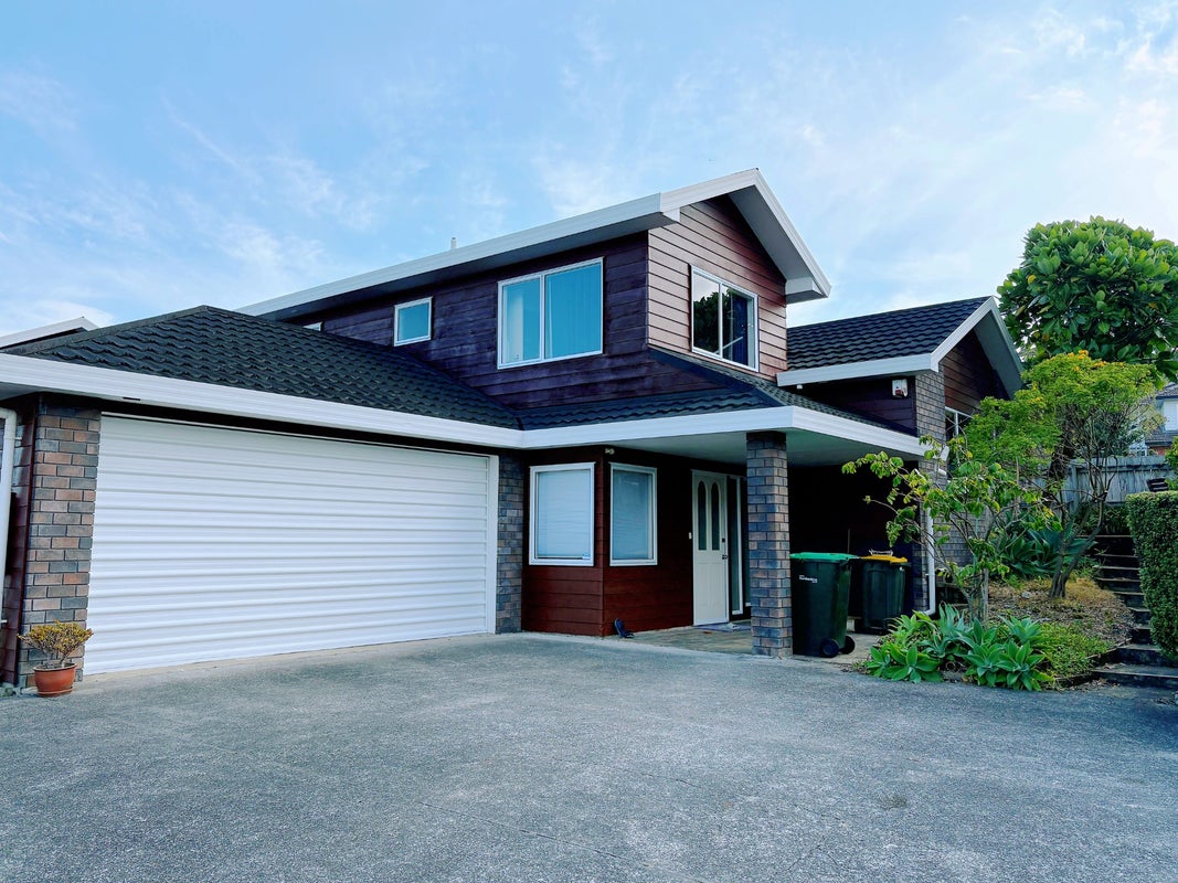 1/6 DELAMARE COURT, Sunnynook, Auckland - Carousel 1