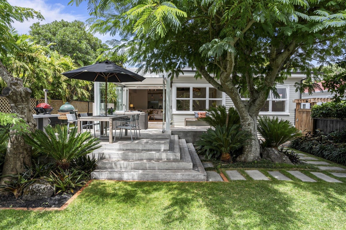 20 Kohia Terrace, Epsom, Auckland - Carousel 1