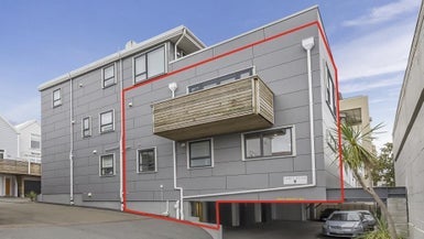 50/35 Pirie Street, Mount Victoria, Wellington - Carousel 1