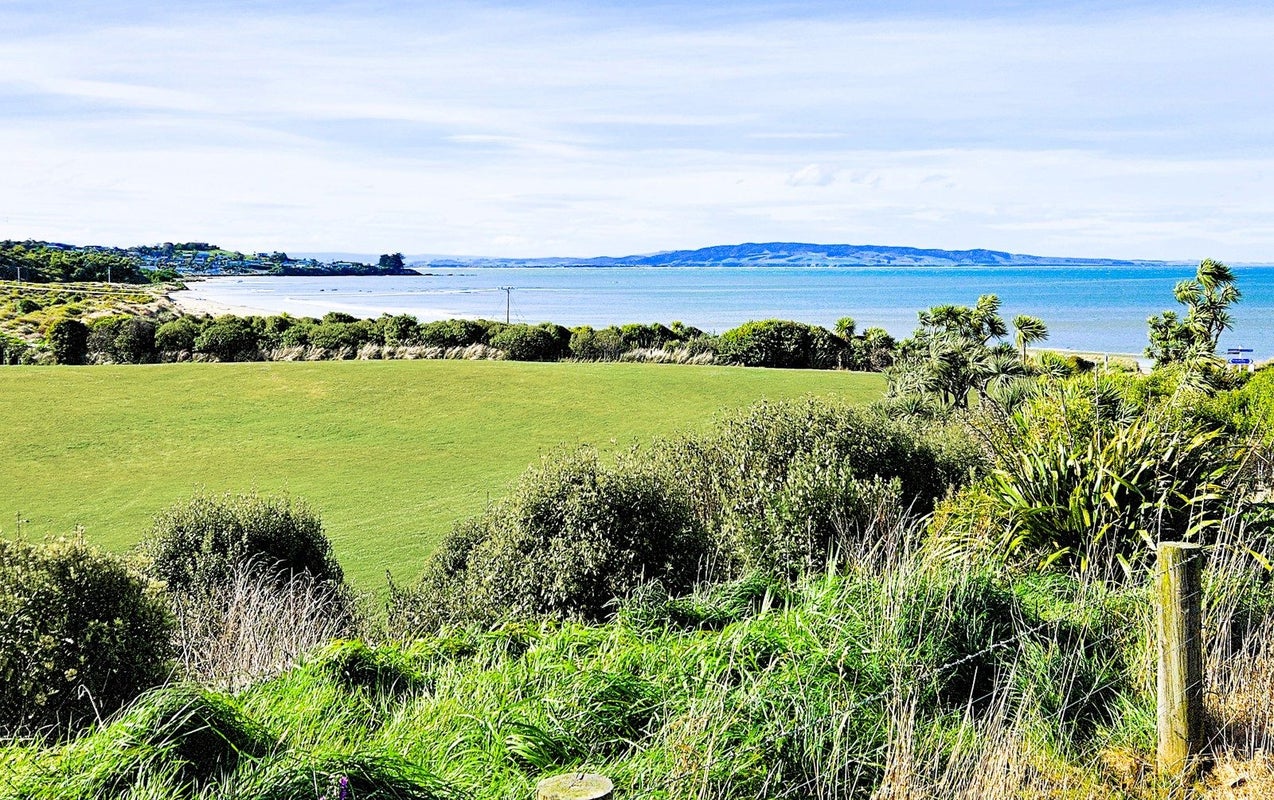 4 Poole Road, Ahuriri Flat, Kaka Point - Carousel 1