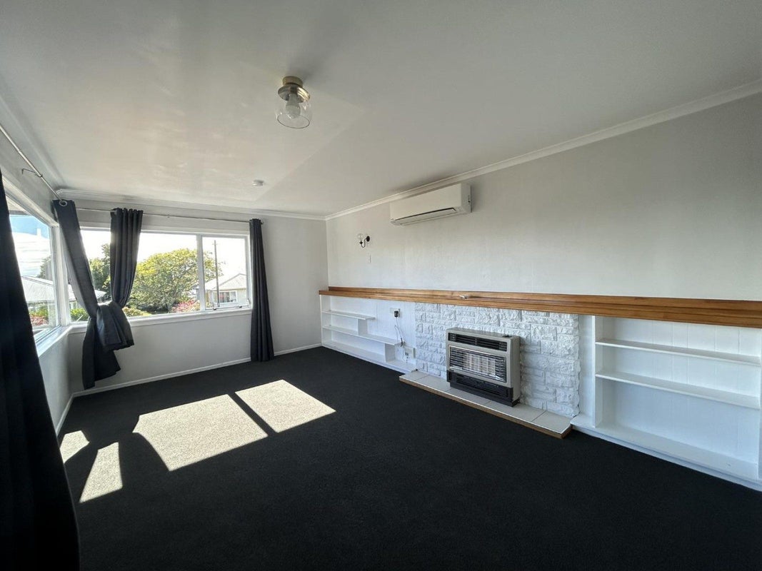 4 Clyde Street, Ferndale, New Plymouth - Carousel 2