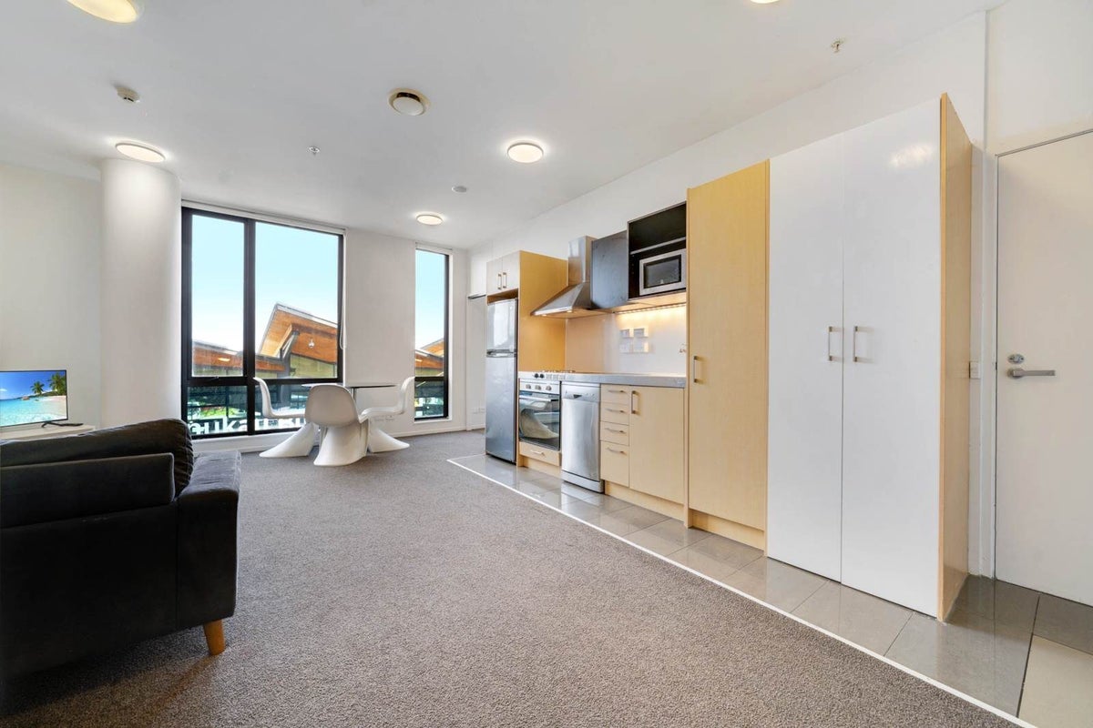 308/17 Putney Way, Manukau, Auckland - Carousel 2