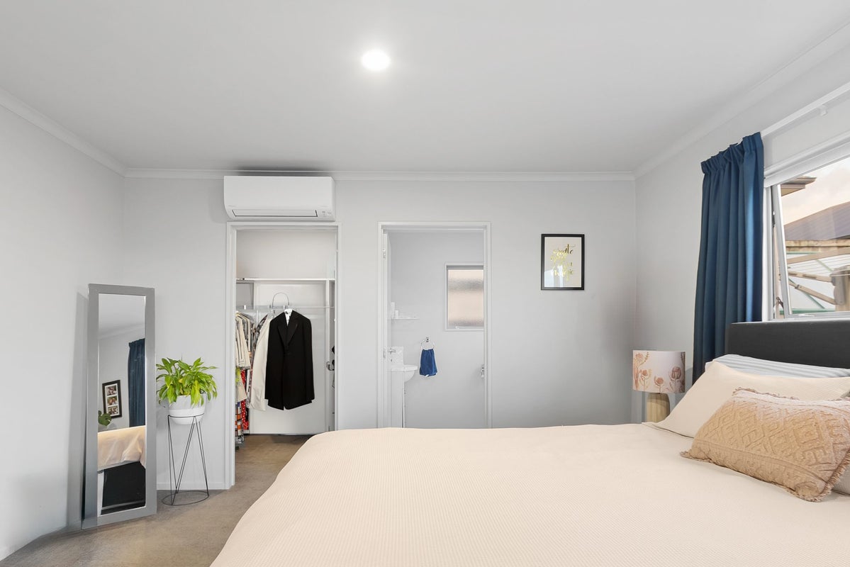 4 Sinead Court, Grandview Heights, Hamilton - Carousel 2