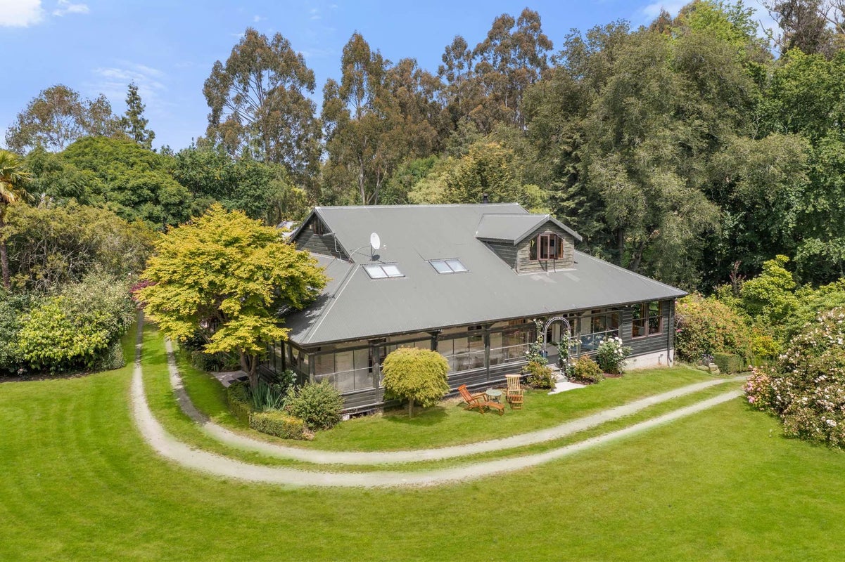 426 Herbert Road, Herbert, Oamaru - Carousel 1