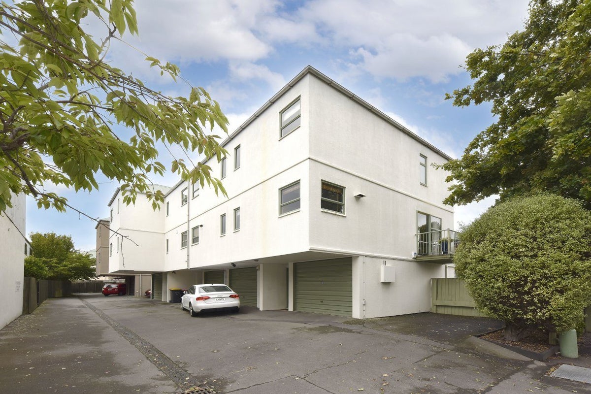 4/252 Worcester Street, Christchurch Central, Christchurch - Carousel 1