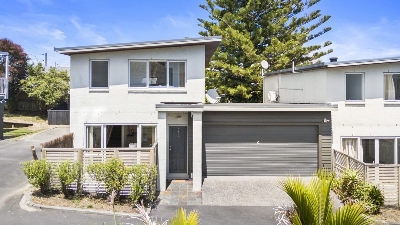 74D St Georges Road, Avondale, Auckland - Carousel 1