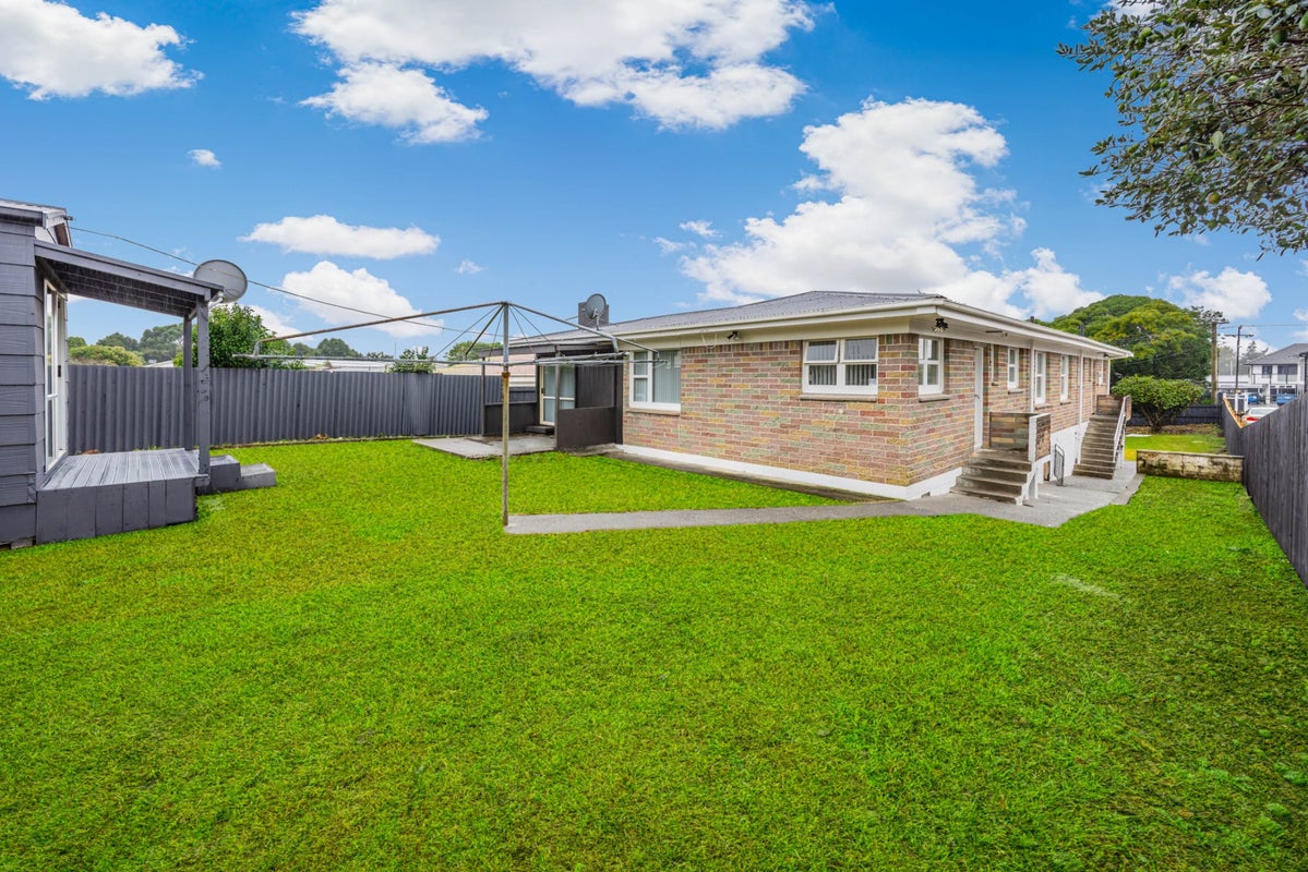 2/28 McKean Avenue, Manurewa, Auckland - Carousel 2