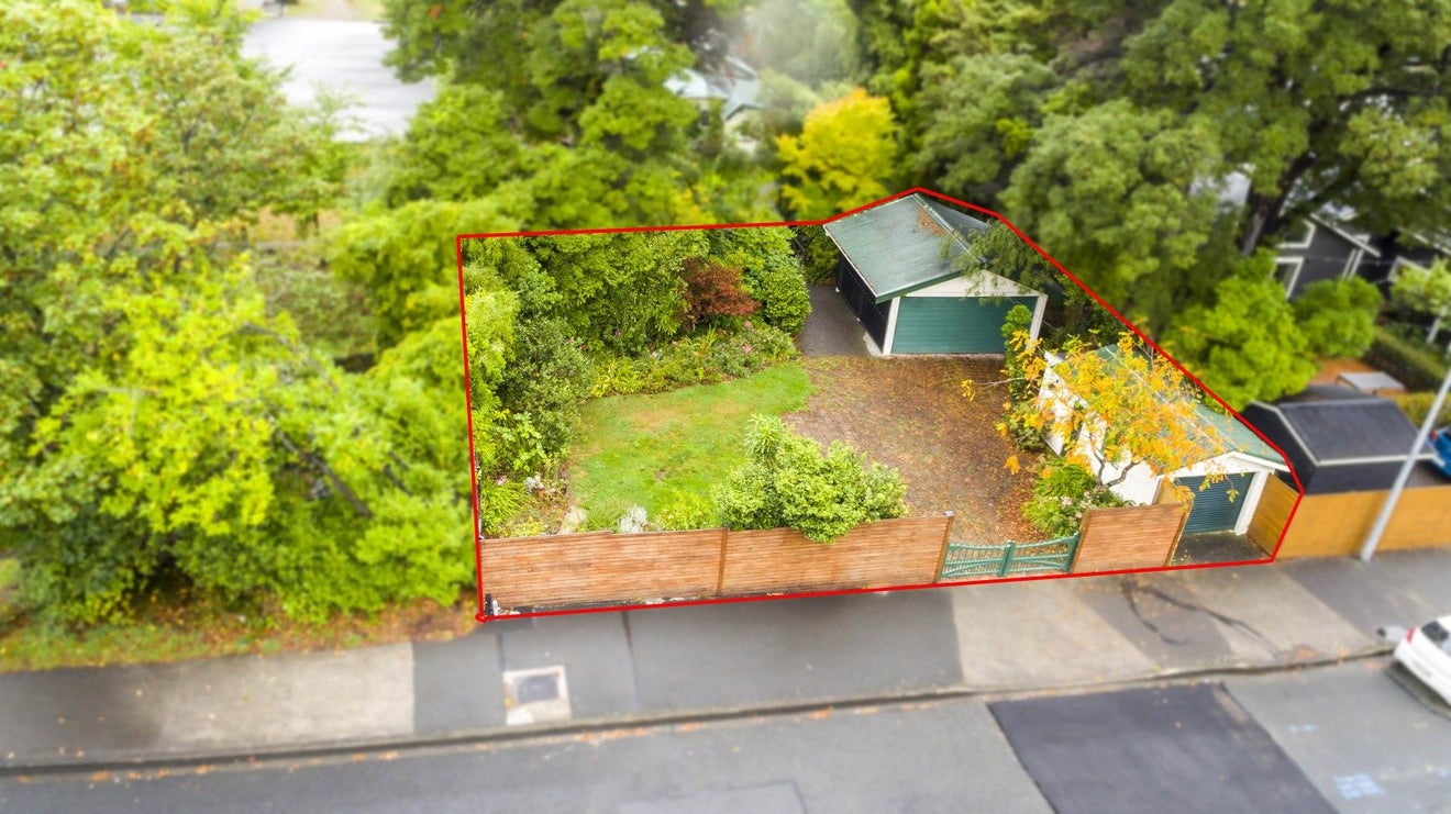 56 Whitemans Road, Silverstream, Upper Hutt - Carousel 2