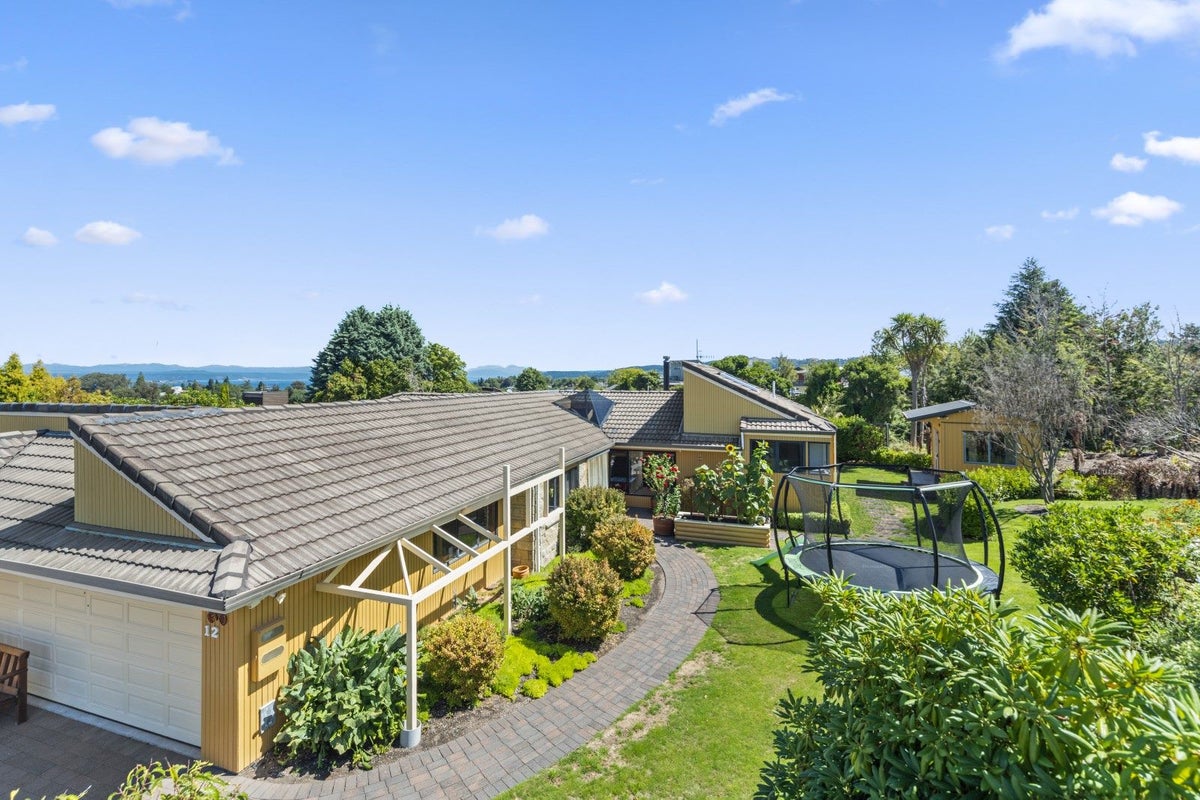 12 Belvedere Grove, Rangatira Park, Taupo - Carousel 2