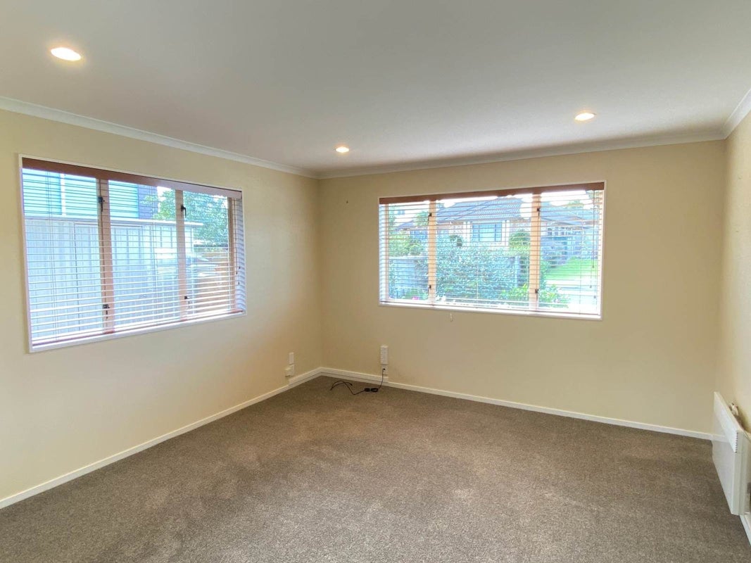 5 Middlefield Drive, East Tamaki Heights, Auckland - Carousel 2
