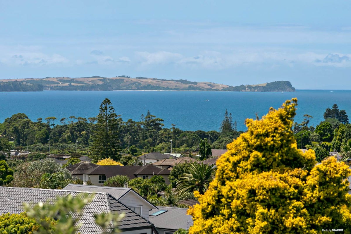 5 Summit Drive, Torbay, Auckland - Carousel 1