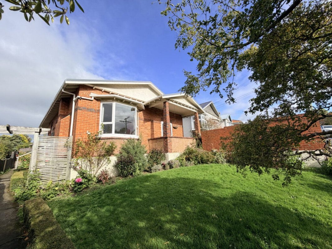 125 Oakwood Avenue, Balaclava, Dunedin - Carousel 1