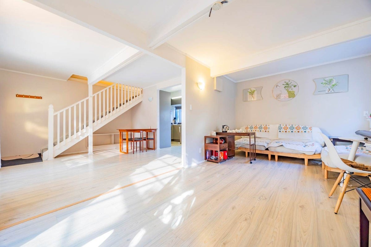 1/5 Kegworth Place, Browns Bay, North Shore City, Auckland - Carousel 1