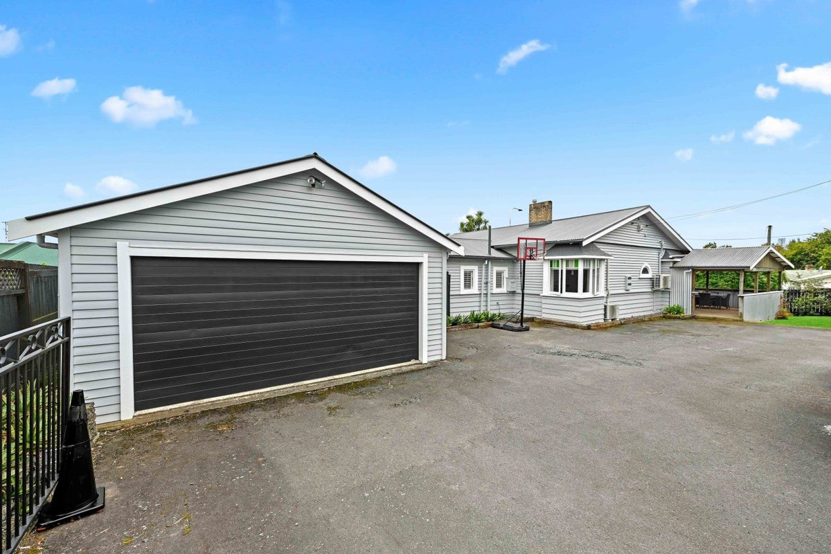 92 Lake Road, Frankton, Hamilton - Carousel 2