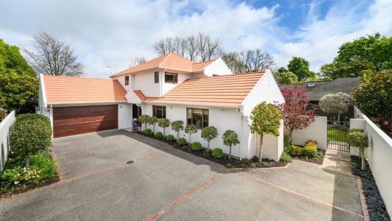 44 Ihaka Street, Hokowhitu, Palmerston North - Carousel 1